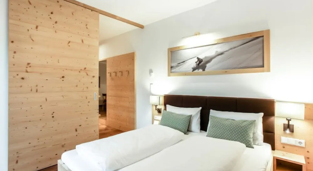 Апартаменты Appartement Suites Berna
