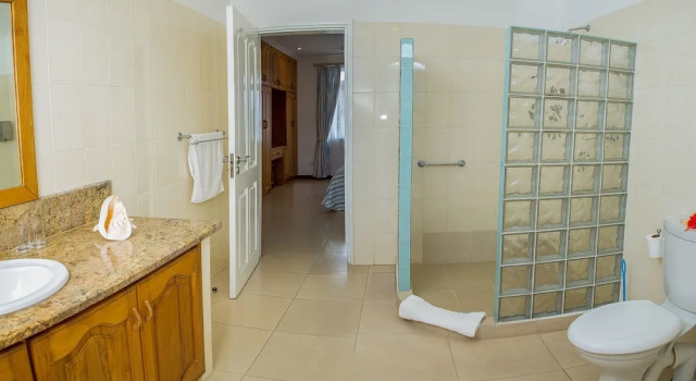 Апартаменты с 3 комнатами с балконом Marie Laure Suites