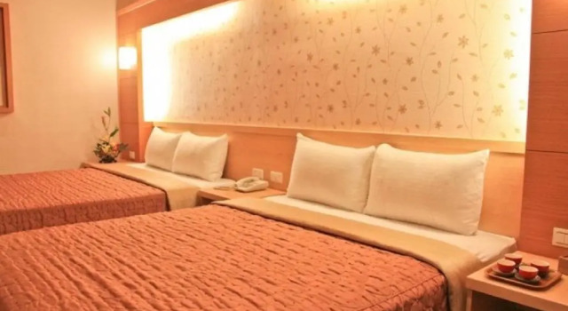 Standard- firedobbelt værelse Red Cabin Inn
