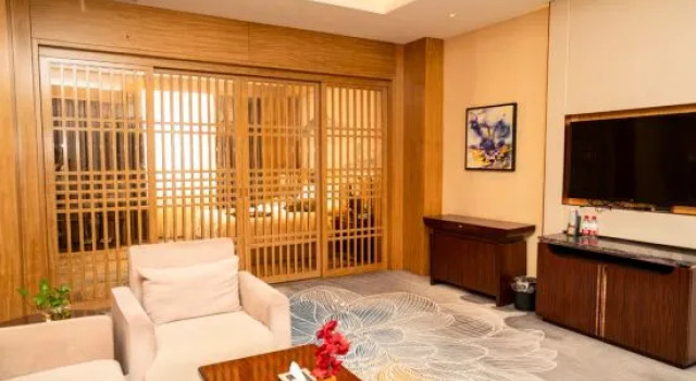 Люкс Deluxe Jincheng International Hotel