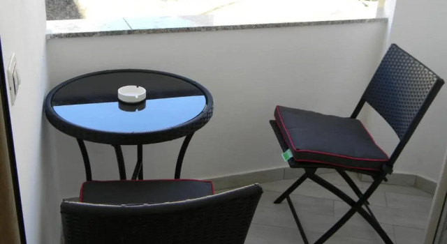 Standard triple chambre avec balcon Tropeacentro
