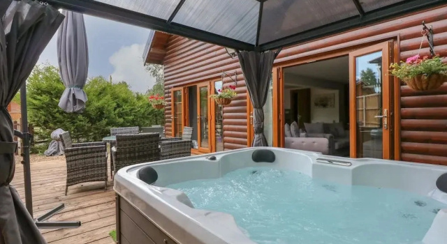 Коттедж Little Lodge