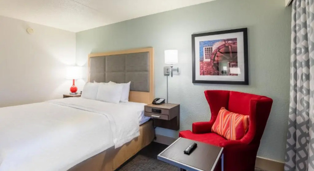 Номер Standard Hampton Inn St Charles St Peters