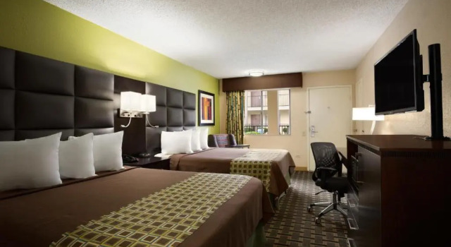 Двухместный люкс Days Inn by Wyndham Dallas Irving