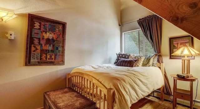 Woodland Escape - Cute Little Cabin in the Woods!, Забронировать Дом для отпуска Меверс South Lake Tahoe Area