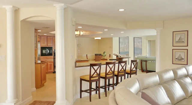 Коттедж Delightful Home With Pool and Direct Boating Access
