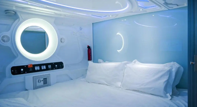 Двухместный номер Standard M Qube Hotel