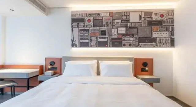 Люкс Ibis Hotel (Quzhou Railway Station Sanqu Road)