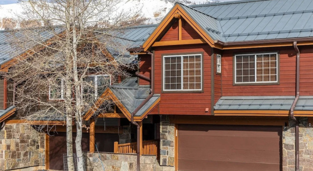 Northstar 6 3 Bedroom Condo by RedAwning