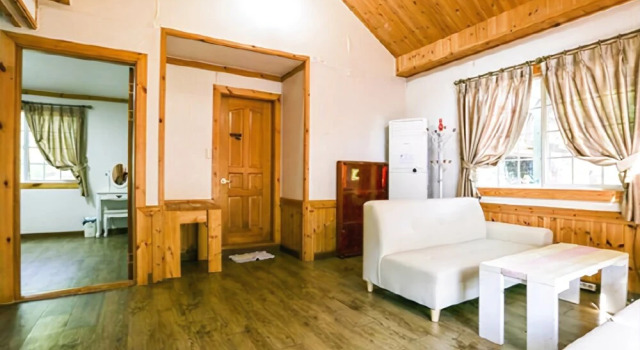 Hongcheon Riverside Castle Pension