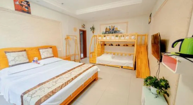Кровать в общем номере Xiangyuanju Guesthouse