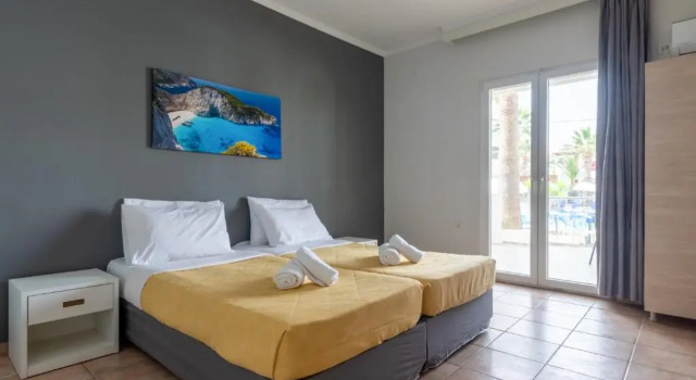 Семейный номер Standard Cameo Beach Resort