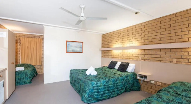 Семейный номер Standard Jacaranda Place Motor Inn