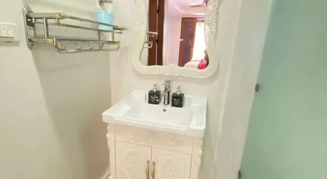 Семейный номер Standard с балконом и с видом на реку Luang Prabang Golden Lotus Villa River View