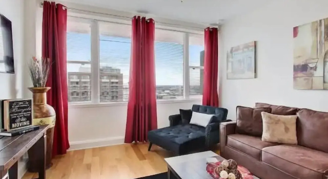 Номер Comfort Legacy BnB Suites