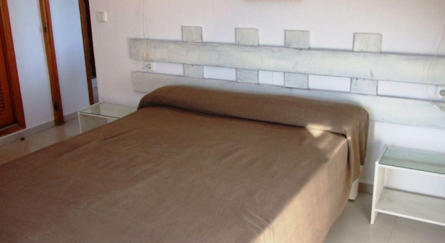 Gaviota, Book Hotel Es Calo Formentera
