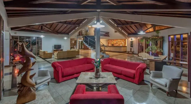 Oceano Praia Hotel, Забронировать Отель Отели штата Баия с бассейном, Бассейн