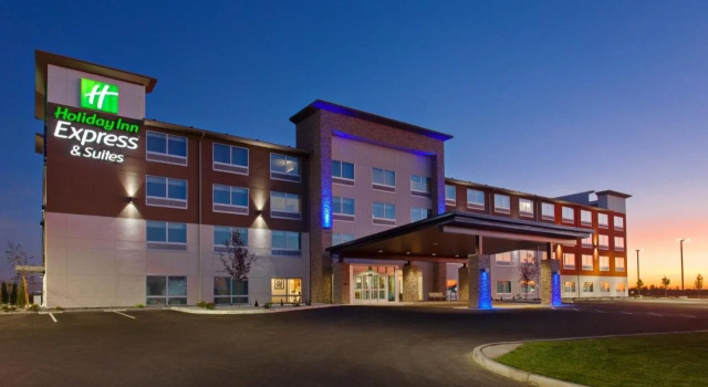 Holiday Inn Express & Suites Moses Lake by IHG, Rezerwuj Hotel Hotele w Moses Lake z basenem, Basen