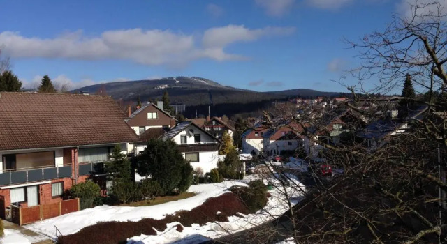 Wurmberg Hexe mit Blick auf den Wurmberg, Rezervasyon Daire Braunlage Ski ucuz oteller