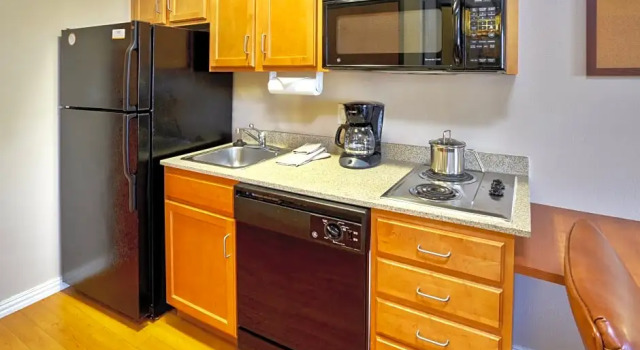 Четырёхместный номер Standard Candlewood Suites Killeen - Fort Hood Area by IHG