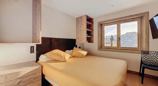 Luxury Alpine Chalet in La Rosiere for 12 Guests, Prenota Chalet Ville a Montvalezan, Villa
