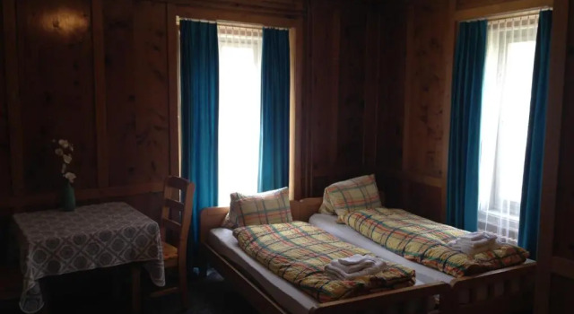 Трёхместный номер Standard Hotel Quellenhof
