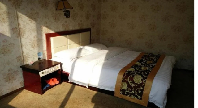 Huayu Business Hotel, Rezervovat Hotel Luo-jang Henan