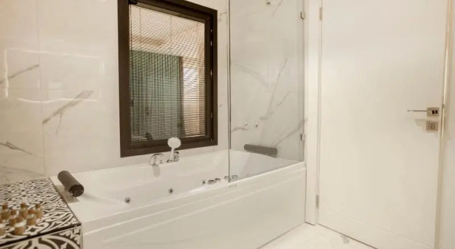 Люкс c 1 комнатой с балконом Elifim Resort Hotel