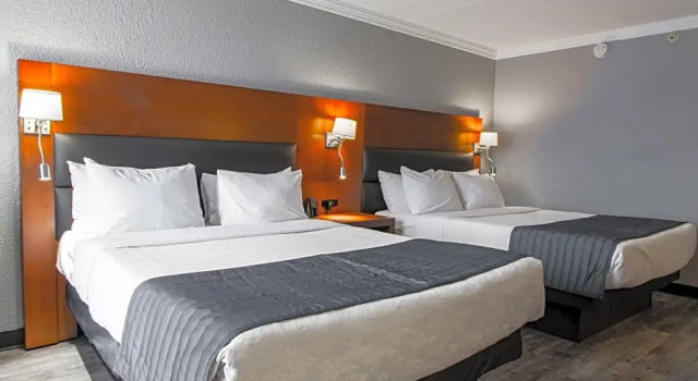 Номер Deluxe Best Western Hotel Universel Drummondville