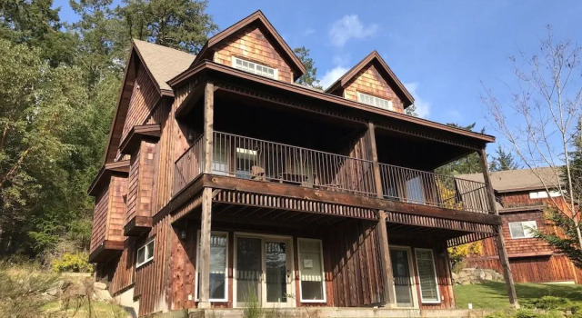 The Cottages on Salt Spring Island, Book Feriehus Ganges 
