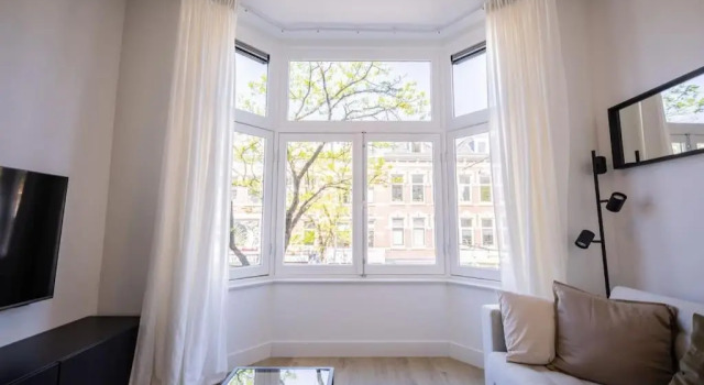 Amazing 1 Bedroom Serviced Apartment 53m2 -NB304A-, Забронировать Апартаменты/квартира Дельфсхавен 