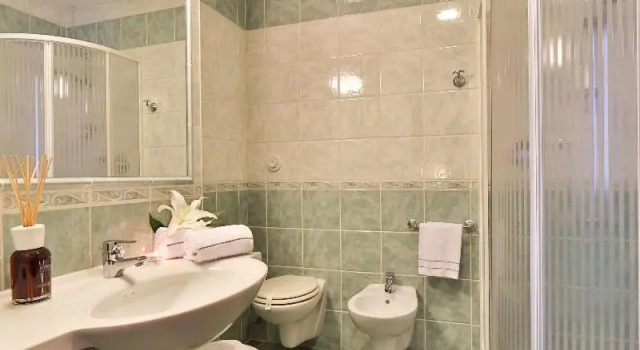 Двухместный номер Standard с балконом Best Western Classic Hotel
