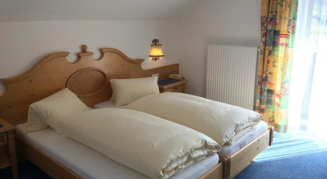 Hotel-Garni Versail, Забронировать Отель Отели Тироля с парковкой, Парковка