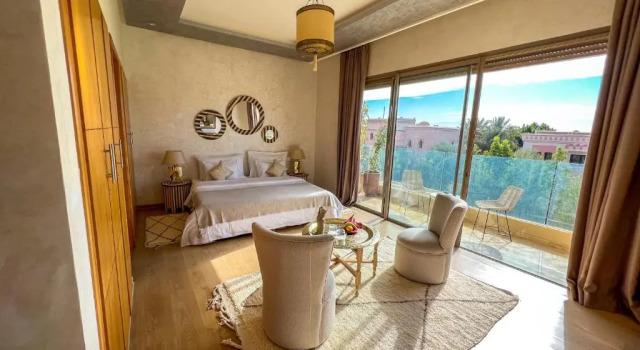 Suite with pool view Riad Villa Atlas Saphir