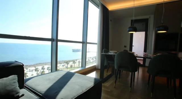 Luxury Sea View Apartment