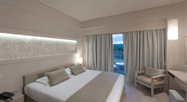 Семейный номер Standard с видом на горы King Saron Hotel Resort
