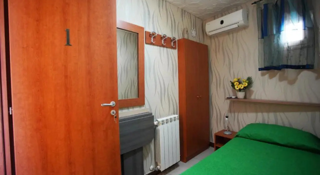 Номер Standard Golden Dreams B&B