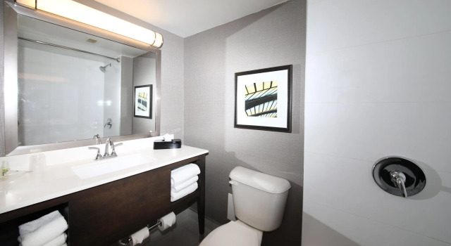 Двухместный номер Standard Holiday Inn Hotel Peterborough Waterfront by IHG