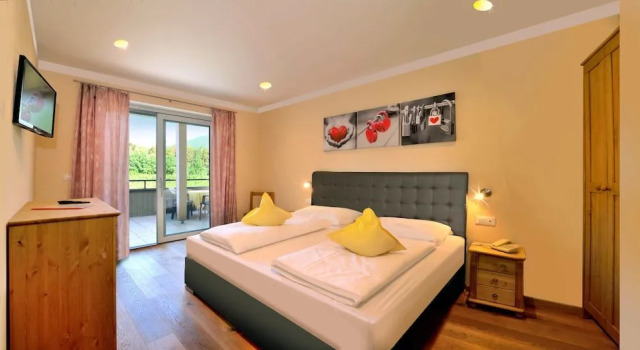 Hotel Flötscherhof, Забронировать Отель Отели Нац-Шавес 3 звезды, 3*
