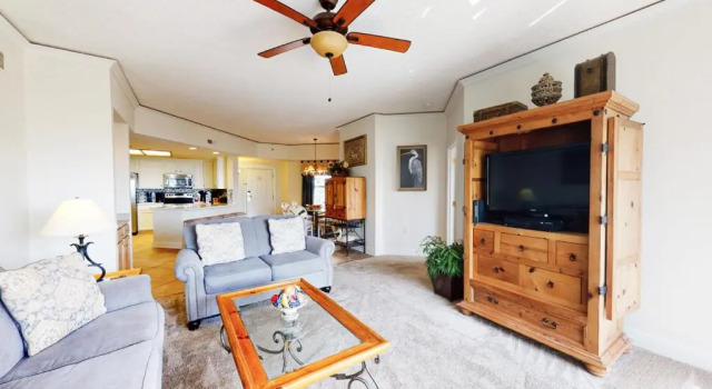 5506 Hampton Place South, Забронировать Отель Отели Южной Каролины с бассейном, Бассейн