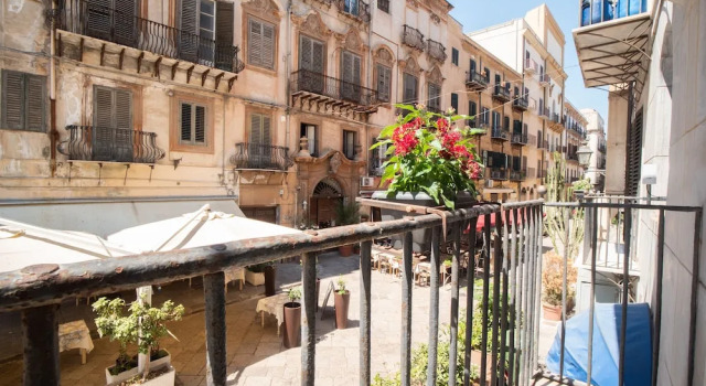 Kalamarina Rooms B&B
