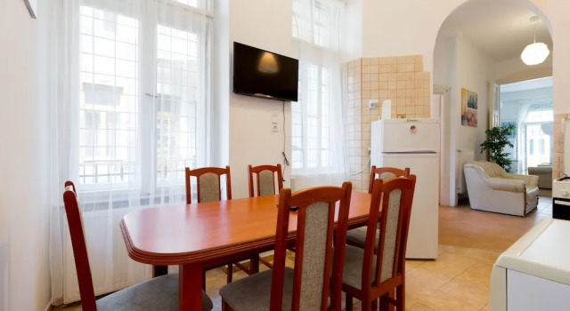 Budapest Apart-NAM-Queen Room, Varaa Hotelli 07. Erzsébetváros 