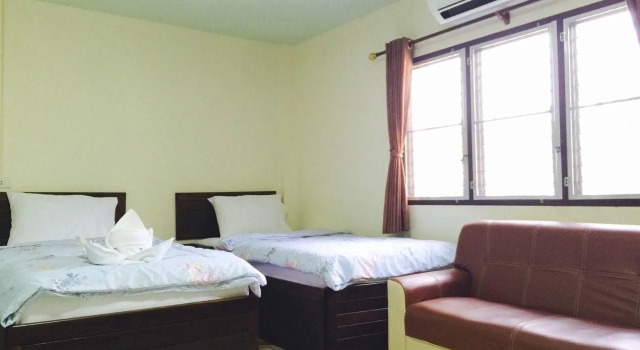 A.P Mansion, Rezervovat Hotel Warin Chamrap 