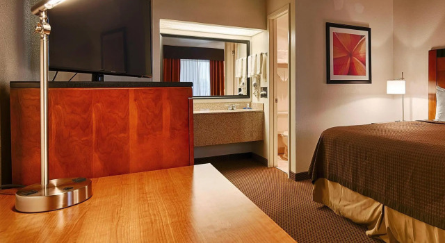Номер Standard Best Western Executive Inn