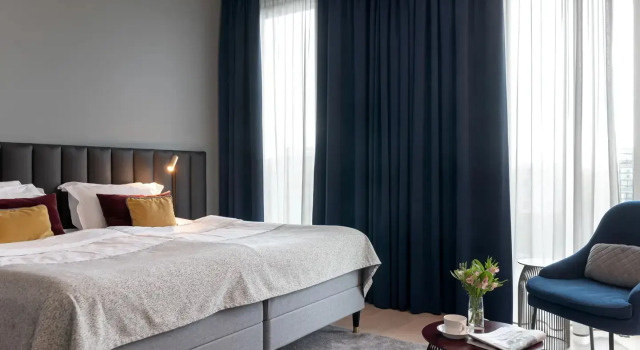 Полулюкс Elite Hotel Academia