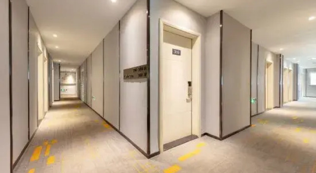 Manning Hotel (Guangzhou  Zhongshan Hospital  Dongshankou Metro Station)