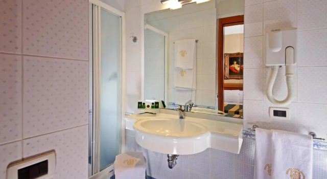 Номер Deluxe Colonna Hotel