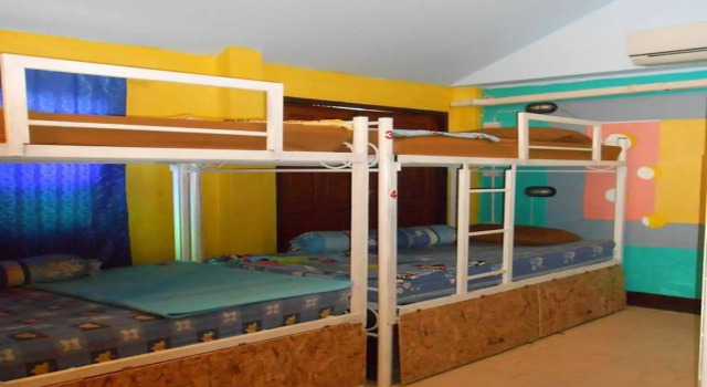 The Living Place 1 - Hostel