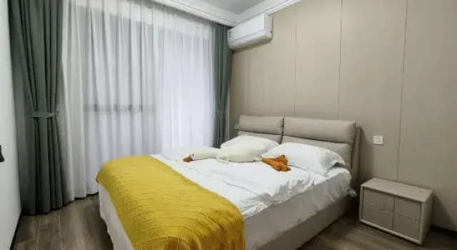 Люкс с 2 комнатами с видом на город Beihai Baibu Yintan Homestay