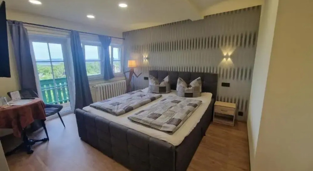 Двухместный номер Classic с балконом Pension Villa Irene